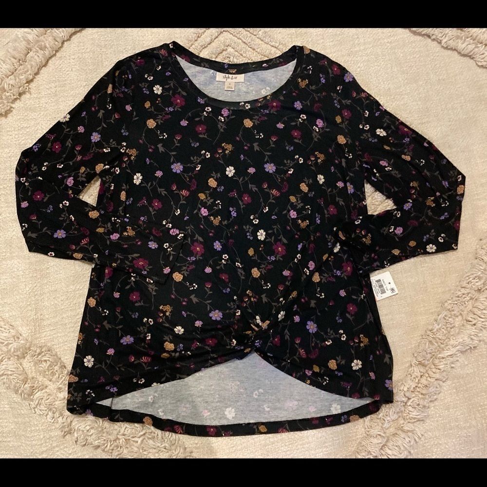 Style & Co Top - Picture 3 of 7